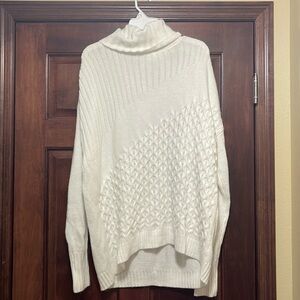 Nine West Knit Turtleneck Sweater in White L